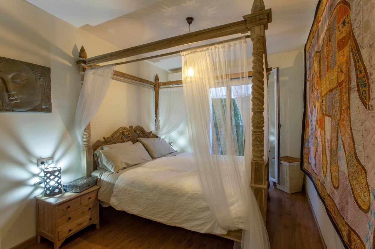 Luxurious & Alluring Home In Historic Town Valencia Kültér fotó