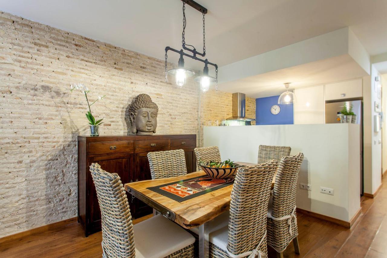 Luxurious & Alluring Home In Historic Town Valencia Kültér fotó