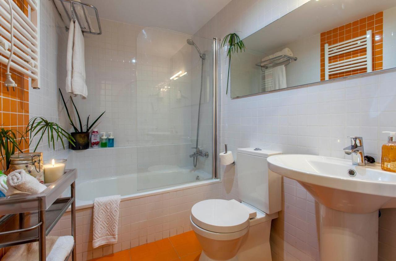 Luxurious & Alluring Home In Historic Town Valencia Kültér fotó